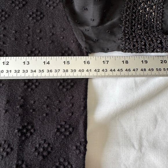 Leo & Ugo Paris Mock‎ Neck Textured Lightweight Sweater Top Sheer Arms Black 4 - Picture 10 of 16